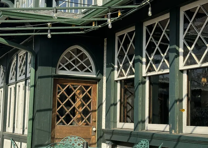 The Shaffner Bed and breakfast